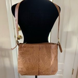 EUC Naturalizer Leather Purse